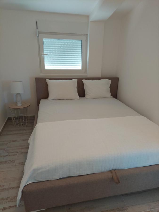 Apartmani.ซูโตมอเร ภายนอก รูปภาพ
